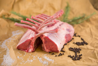 Costatine di Agnellone Sfilate