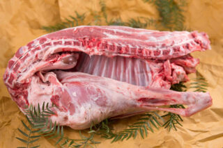 Mezzo Agnello Macellazione Locale cic carni