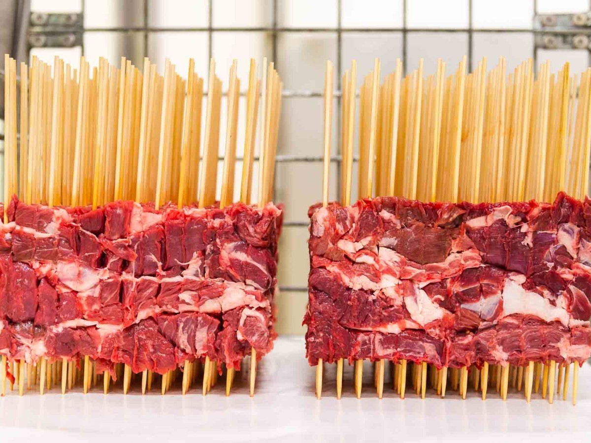 la griglia ideale per cuocere gli arrosticini abruzzesi