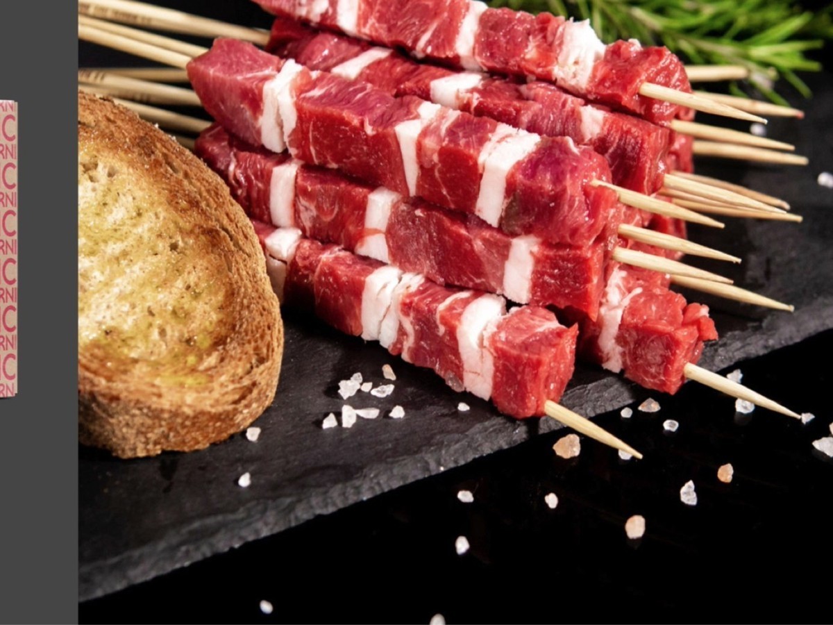 tecniche di cottura degli arrosticini abruzzesi tradizione e innovazione